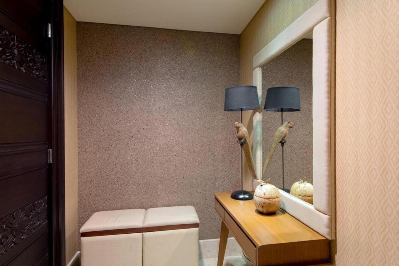 Ayana Residence Luxury Living Jimbaran Esterno foto